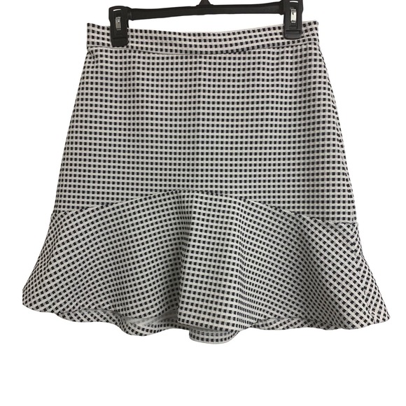 Banana Republic Dresses & Skirts - Banana Republic Gingham Flounce Hem Mini Skirt Black White Size 4 Zip Back